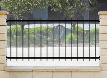 ABA TÁBLÁS KERÍTÉS. NATÚR