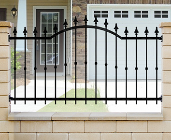 ADONY TÁBLÁS KERÍTÉS. NATÚR. ÍVES